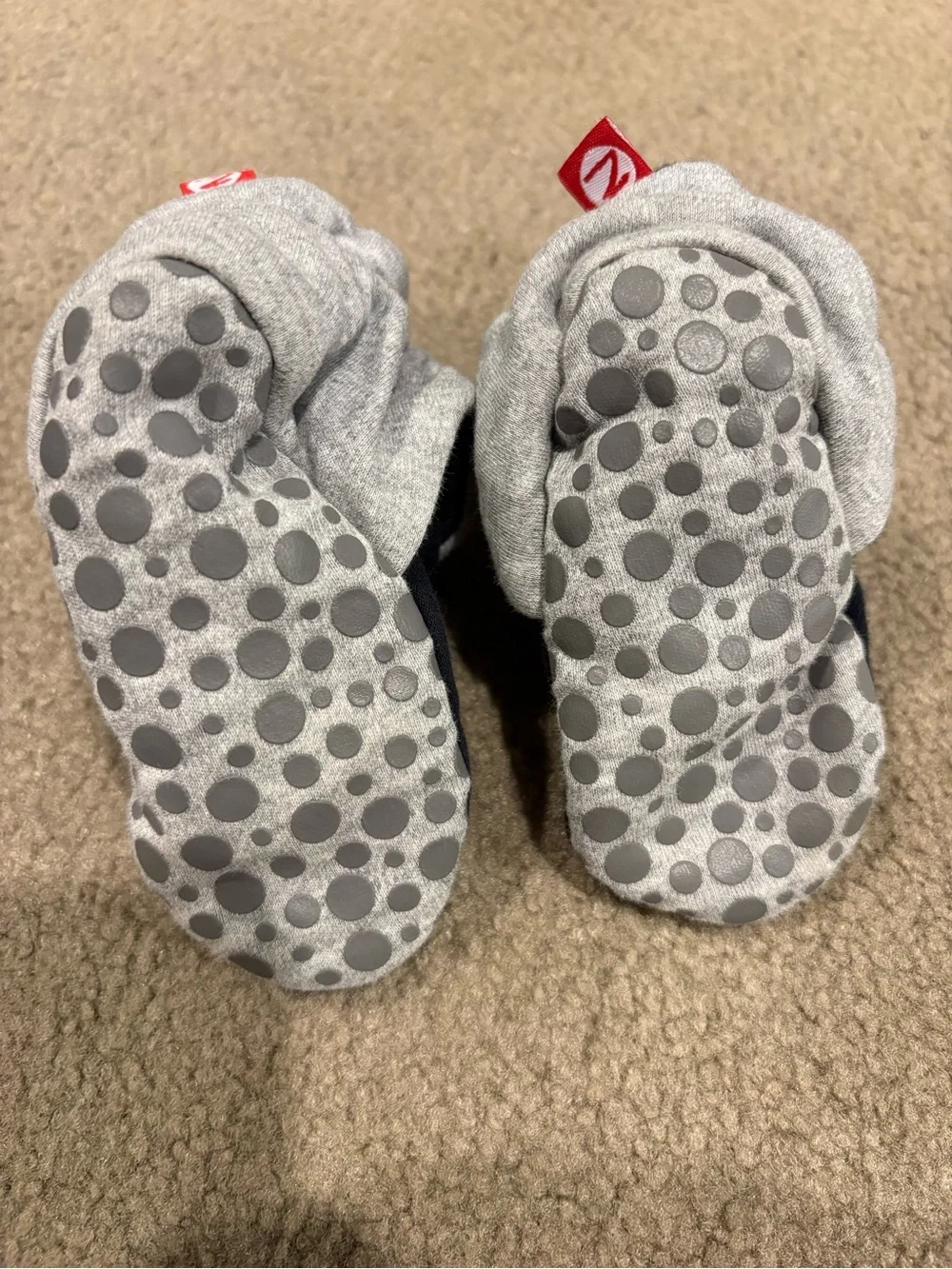 18 month Zutano black and Light Gray Baby Booties